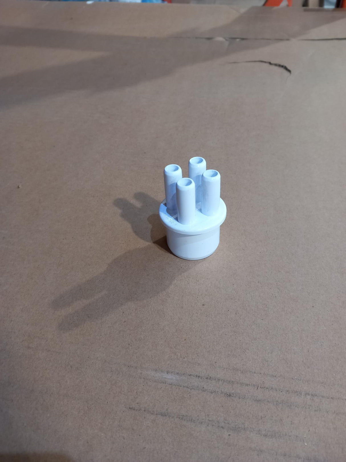 Manifold 4 Port 1"spg x 3/8"barb